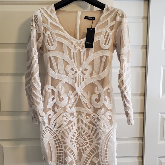 Sheilay lacy dress - Picture 2 of 4
